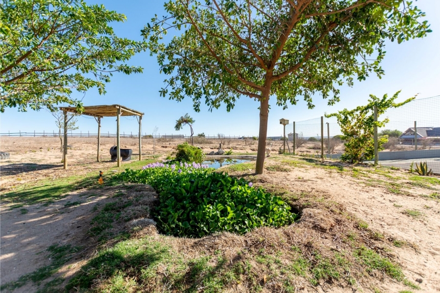 13 Bedroom Property for Sale in Olifantskop Western Cape